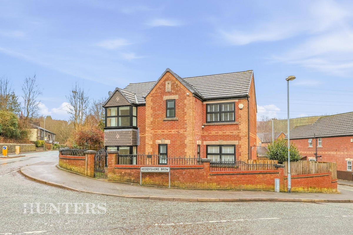 Reddyshore Brow, Littleborough, OL15 9PF