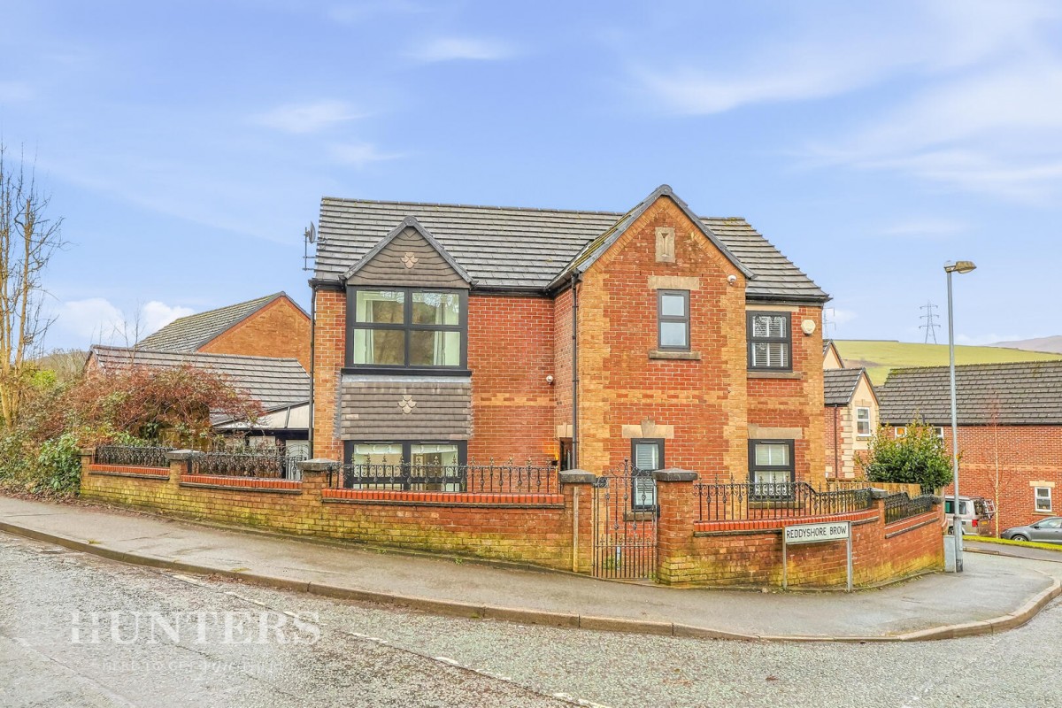 Reddyshore Brow, Littleborough, OL15 9PF