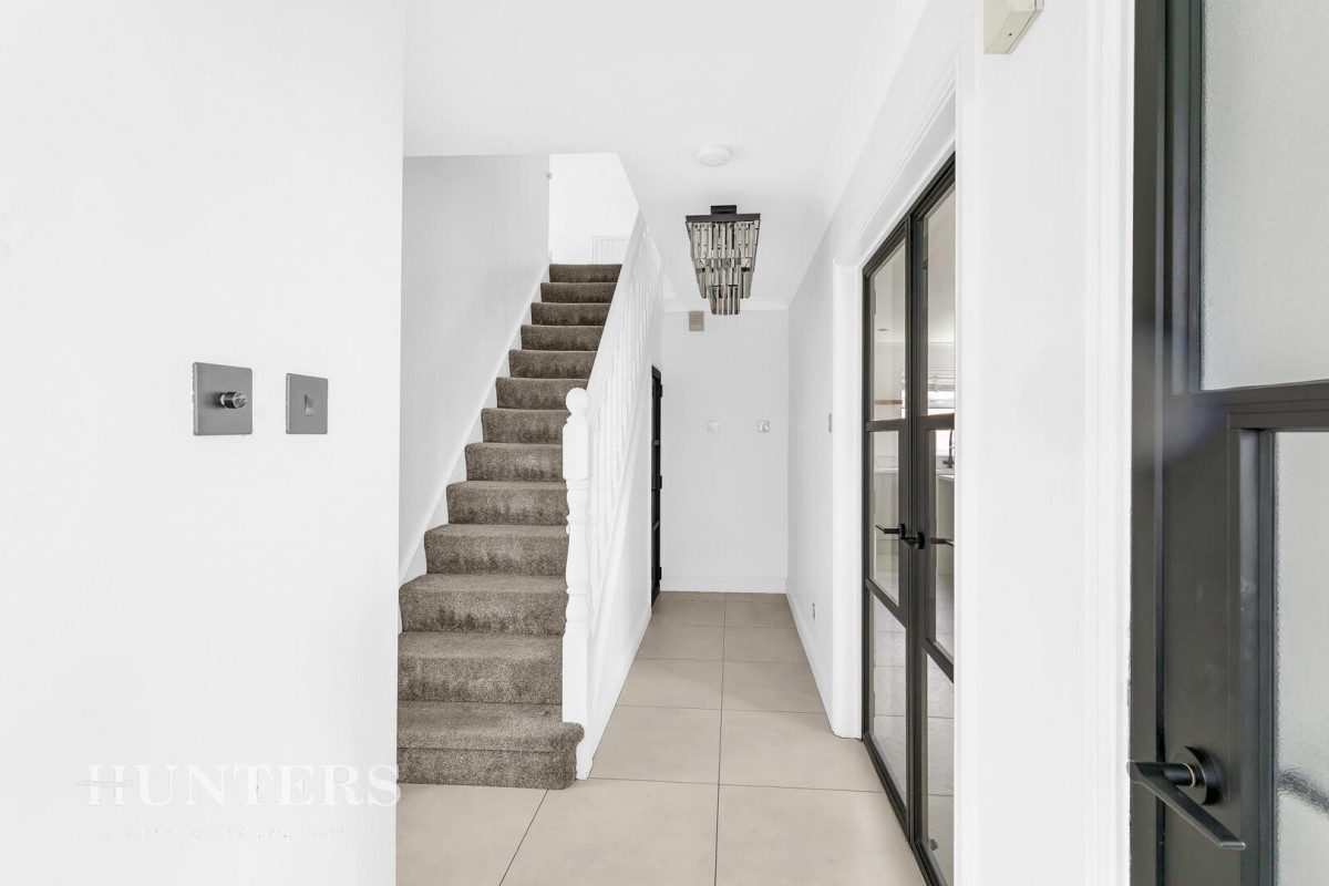 Reddyshore Brow, Littleborough, OL15 9PF