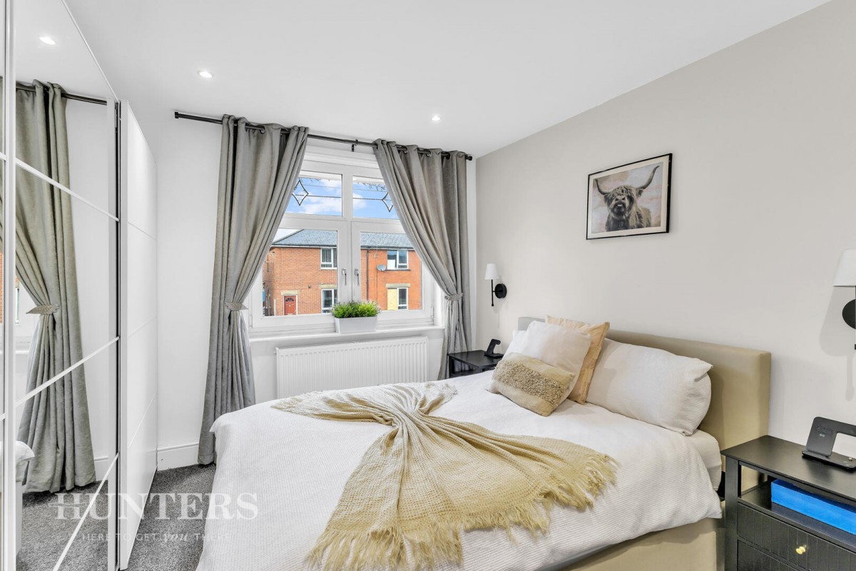 Elm grove, Wardle, OL12 9LF