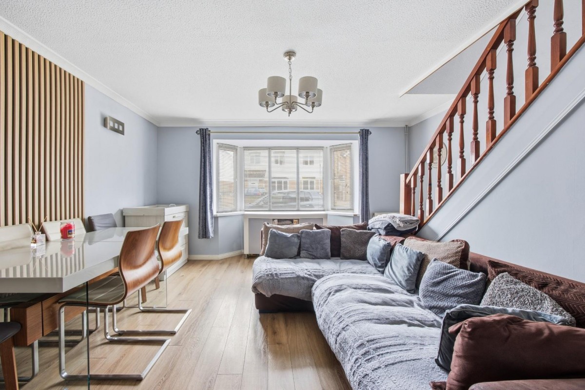 Doulton Way, Bristol