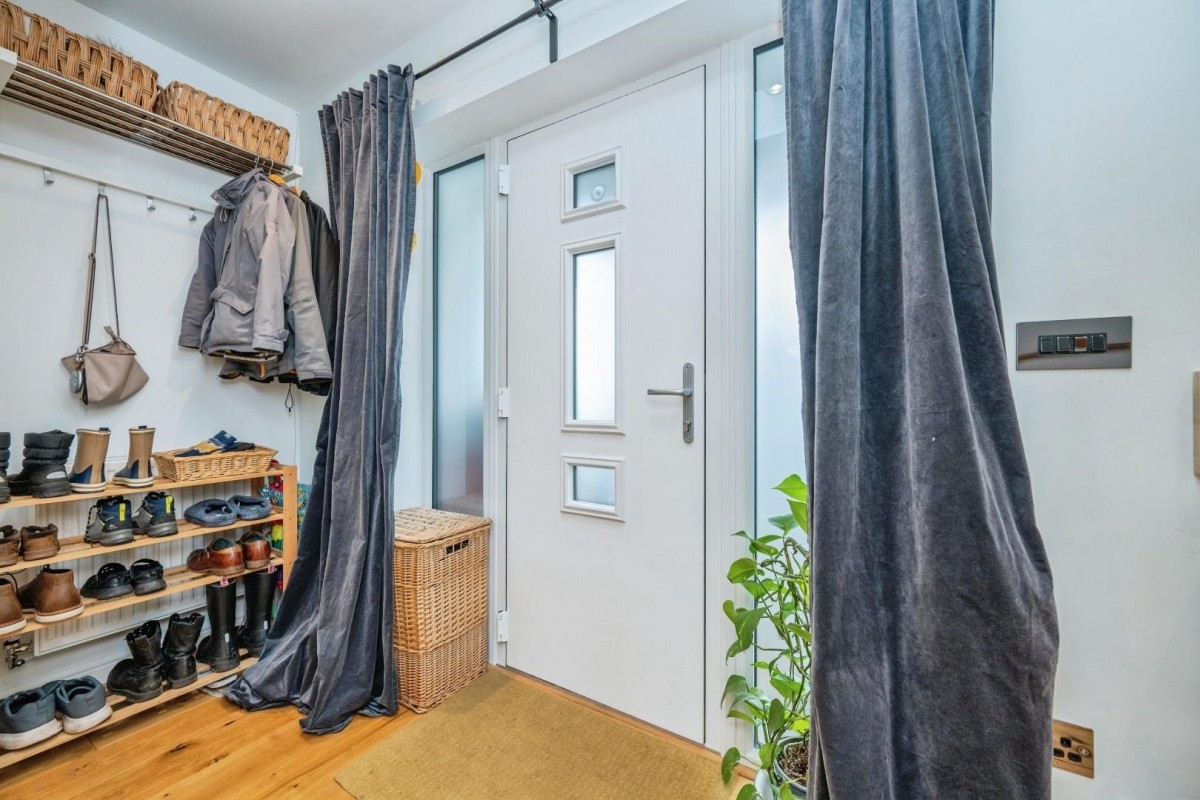 Torc Avenue, Tamworth