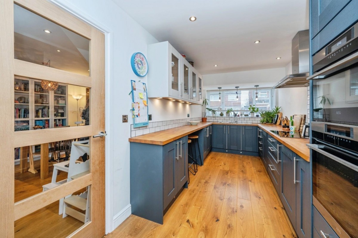 Torc Avenue, Tamworth