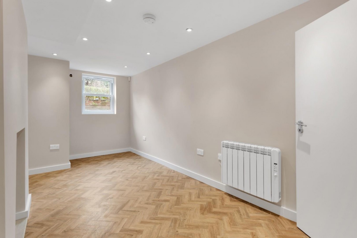 Upper Clapton Road, London, E5