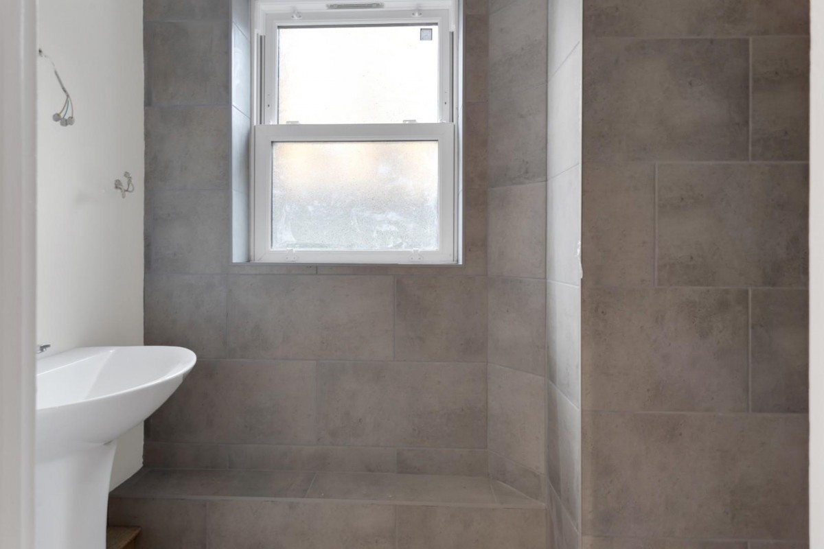 Upper Clapton Road, London, E5