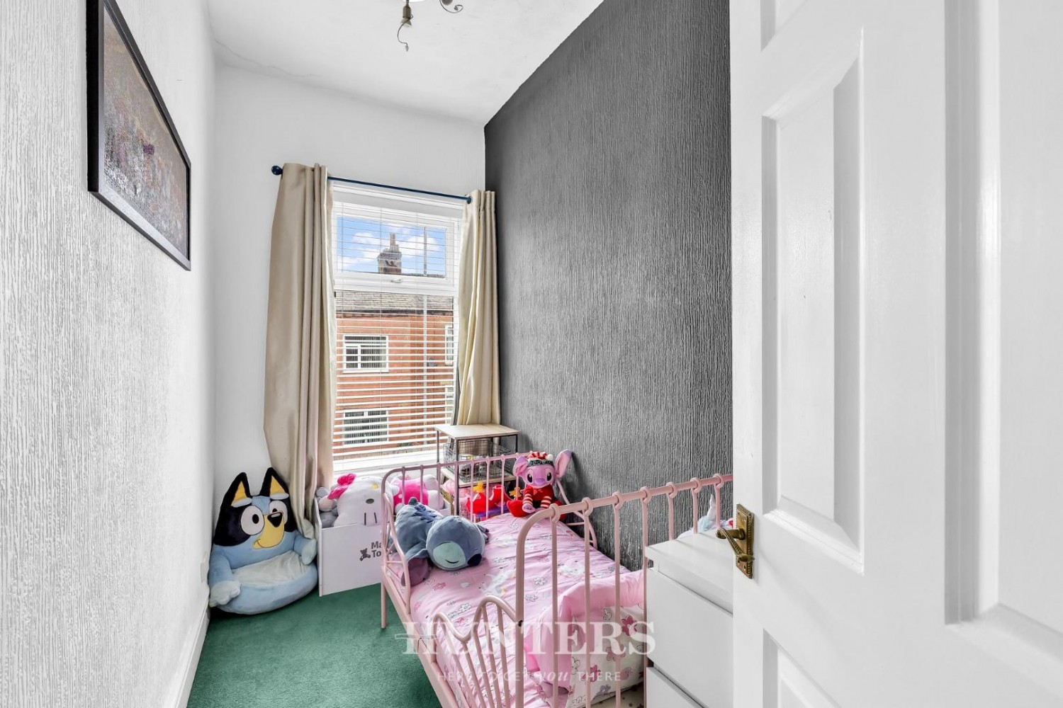 Oldham Road, Middleton, Manchester