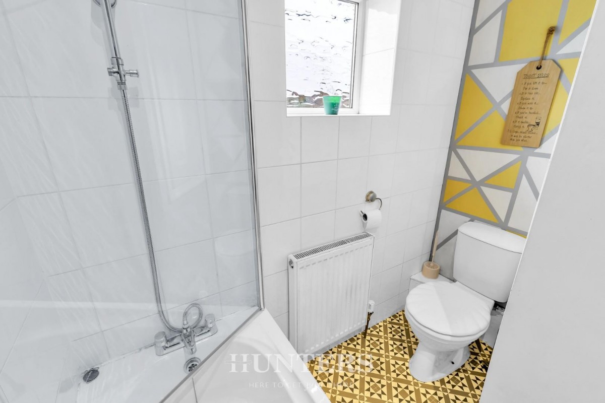 Oldham Road, Middleton, Manchester