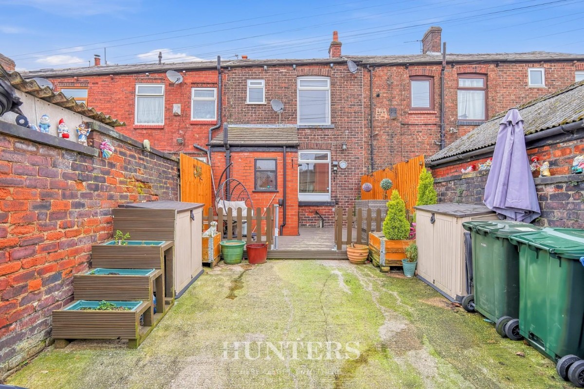 Oldham Road, Middleton, Manchester