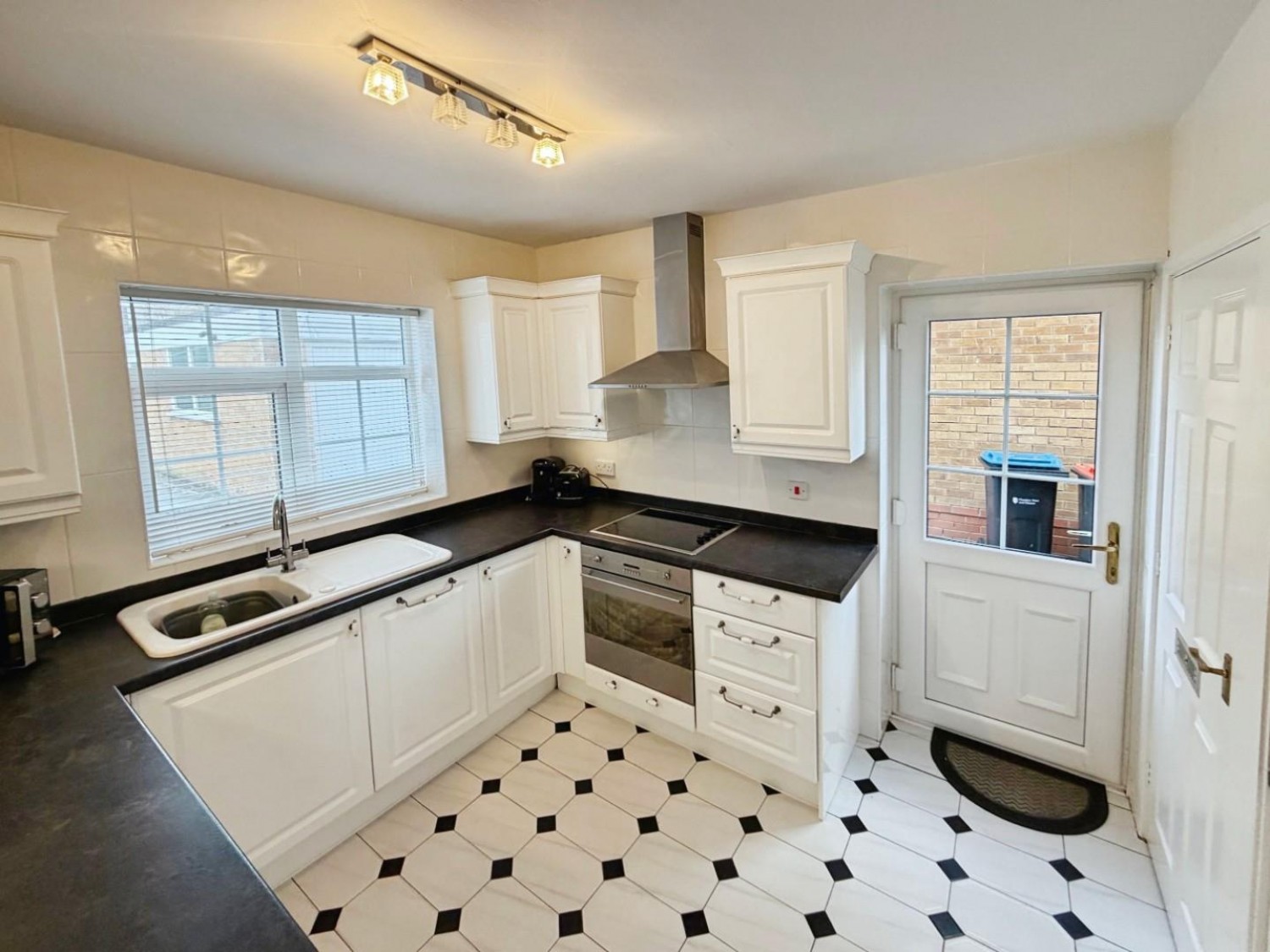 Thorne Drive, Little Sutton, CH66 4NT