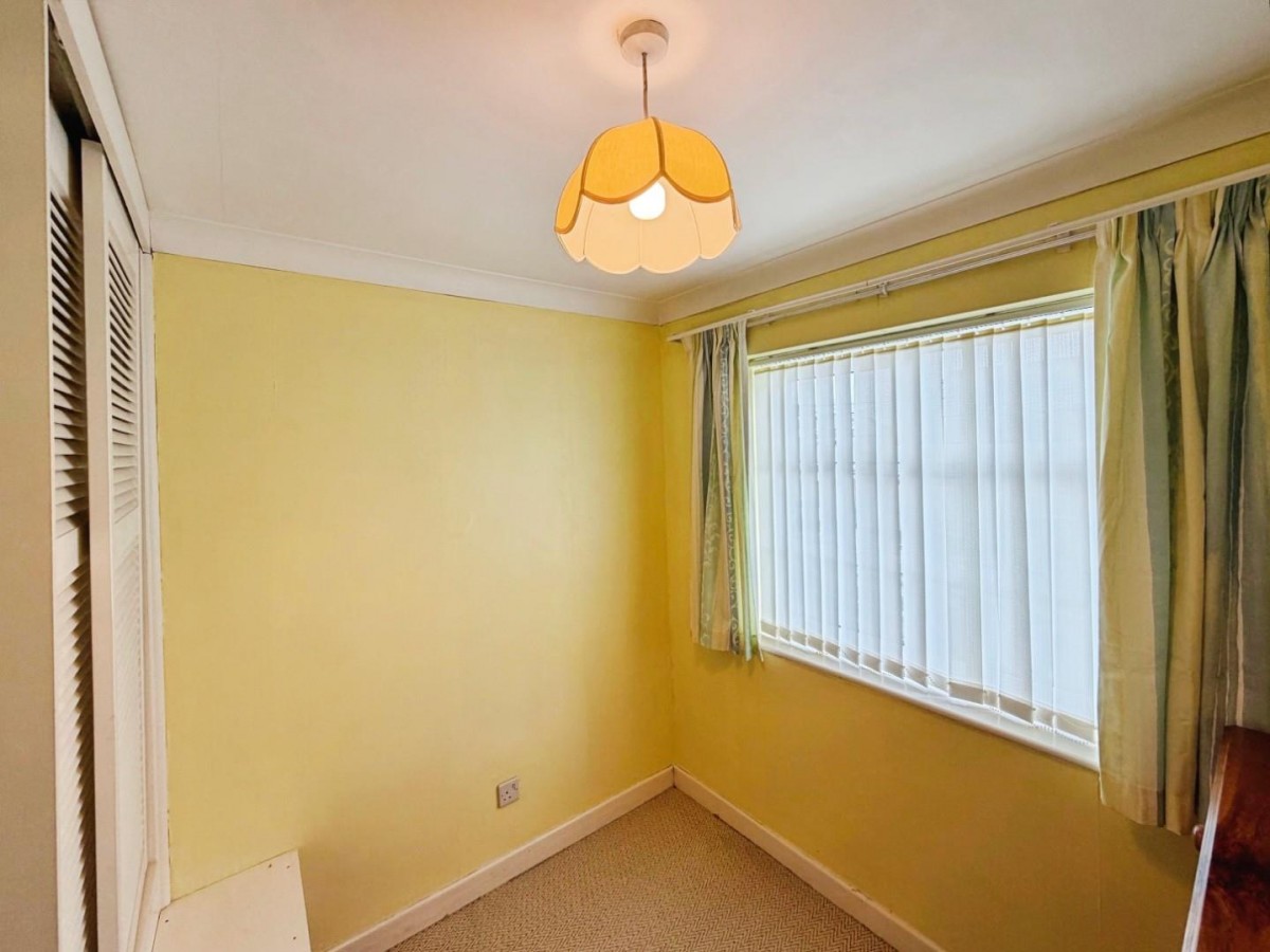 Thorne Drive, Little Sutton, CH66 4NT