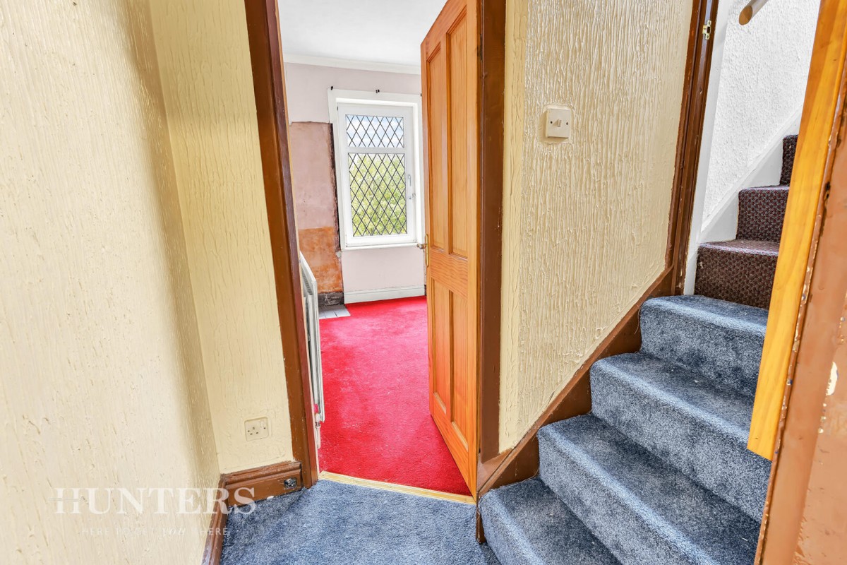 Hollingworth Road, Littleborough OL15 0AU