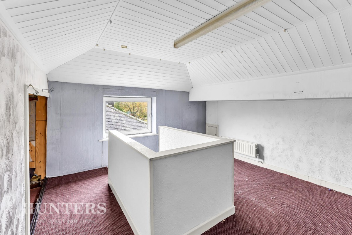 Hollingworth Road, Littleborough OL15 0AU