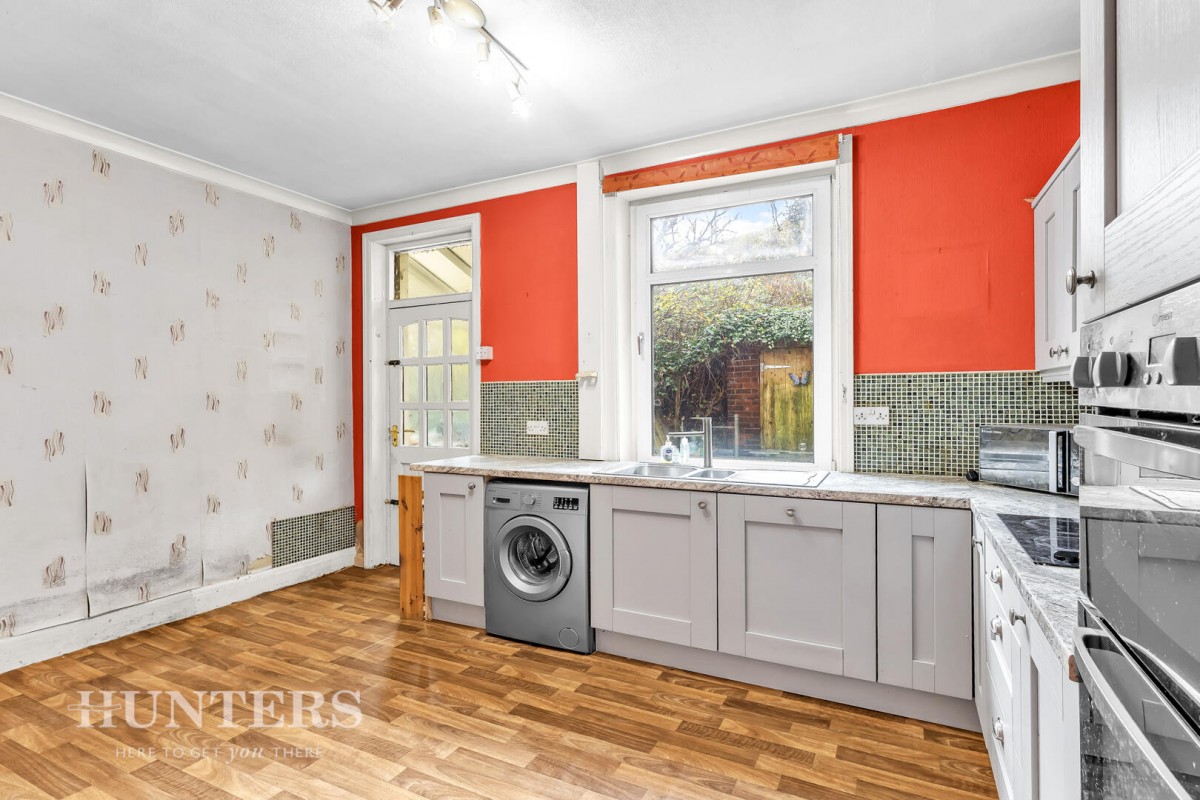 Hollingworth Road, Littleborough OL15 0AU