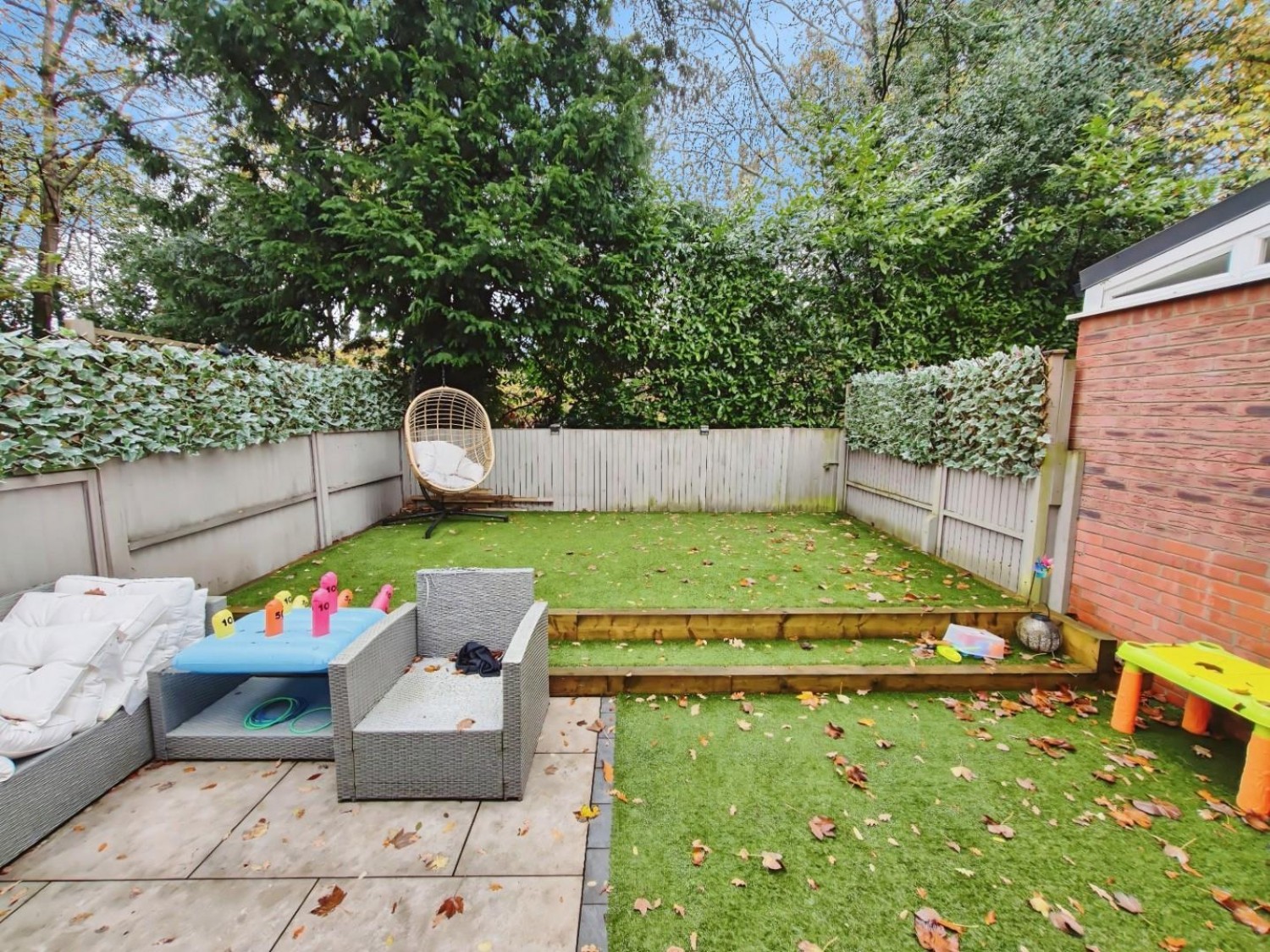 Masefield Gardens, Crowthorne