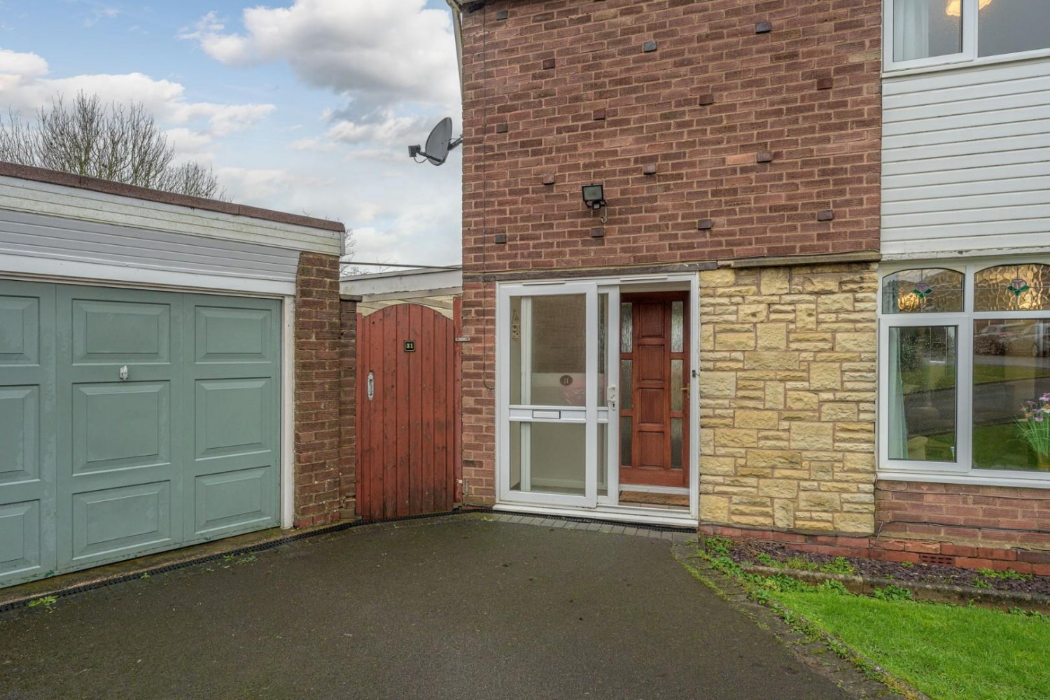 Greenfield View, Brownswall Estate