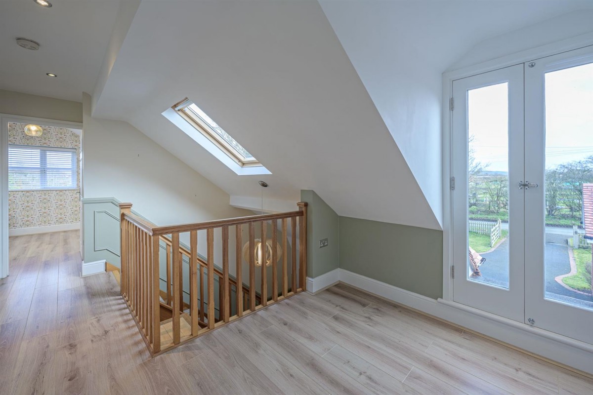 Beehive Bungalow, Sugar Loaf Lane, Iverley, DY7 6PS