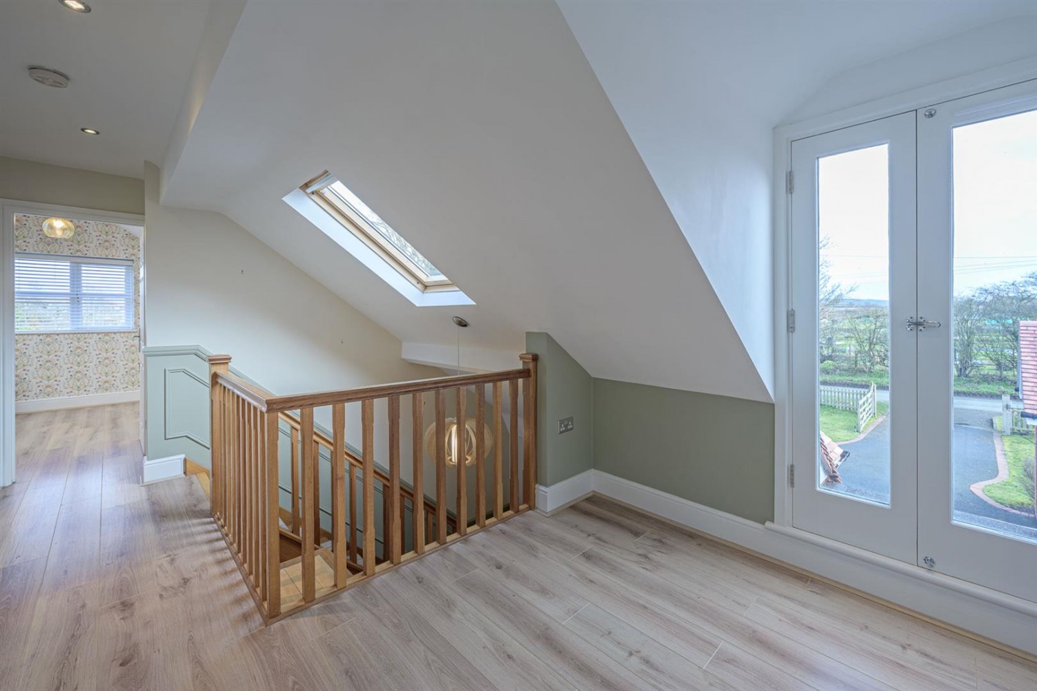 Beehive Bungalow, Sugar Loaf Lane, Iverley, DY7 6PS