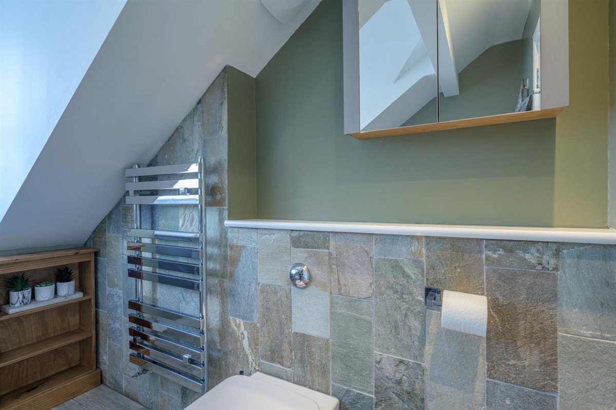 Beehive Bungalow, Sugar Loaf Lane, Iverley, DY7 6PS