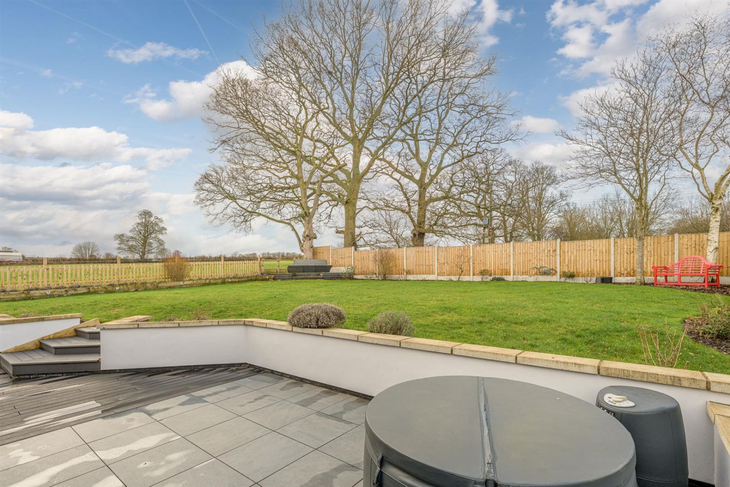 Beehive Bungalow, Sugar Loaf Lane, Iverley, DY7 6PS