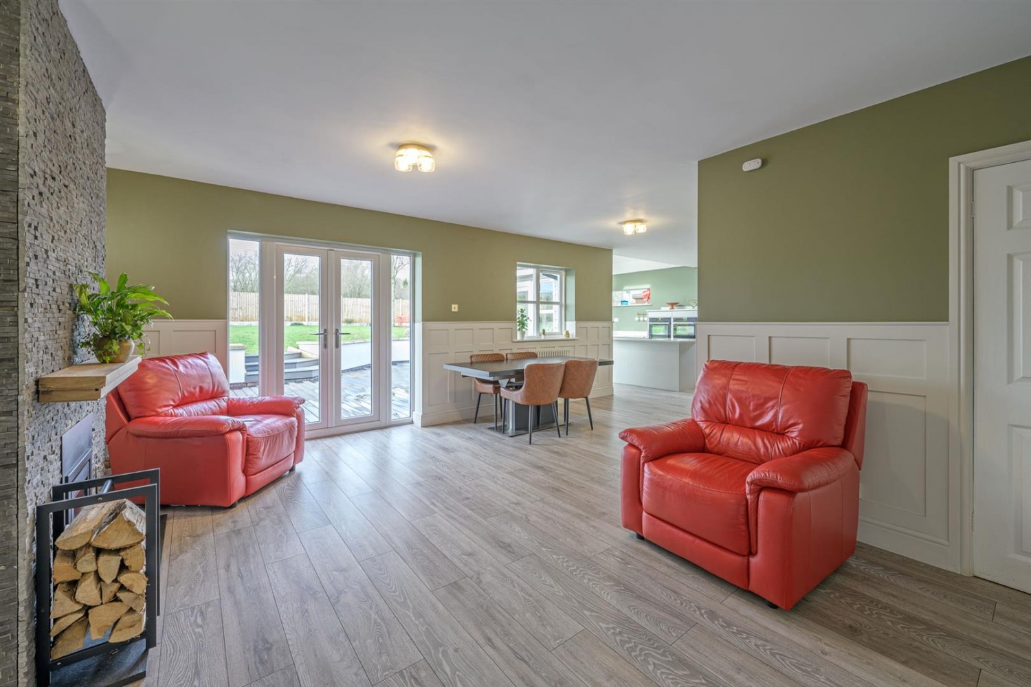 Beehive Bungalow, Sugar Loaf Lane, Iverley, DY7 6PS