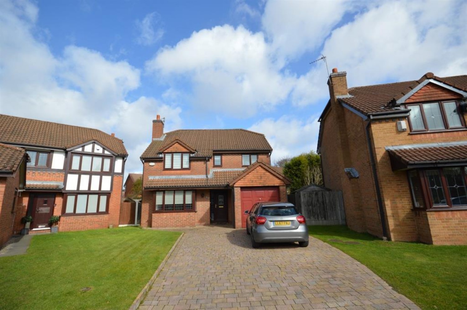 Averhill, Worsley, M28
