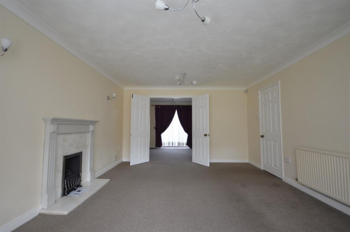 Averhill, Worsley, M28