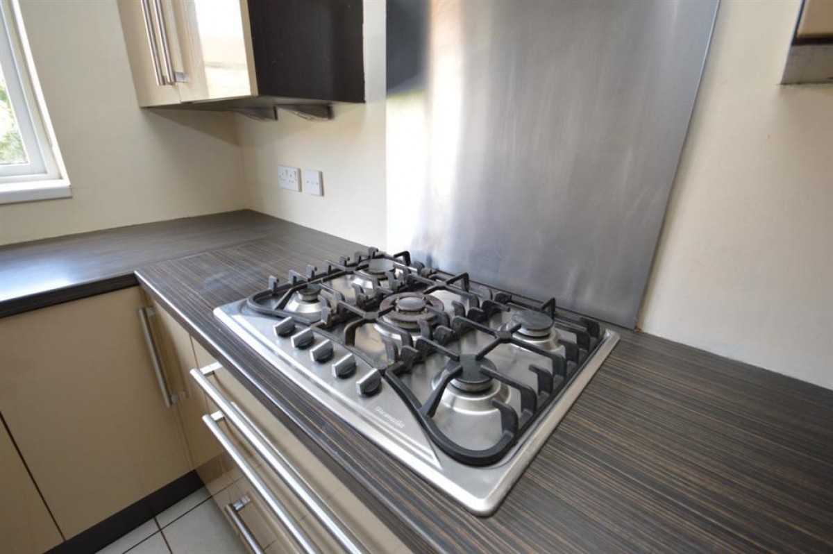 Averhill, Worsley, M28