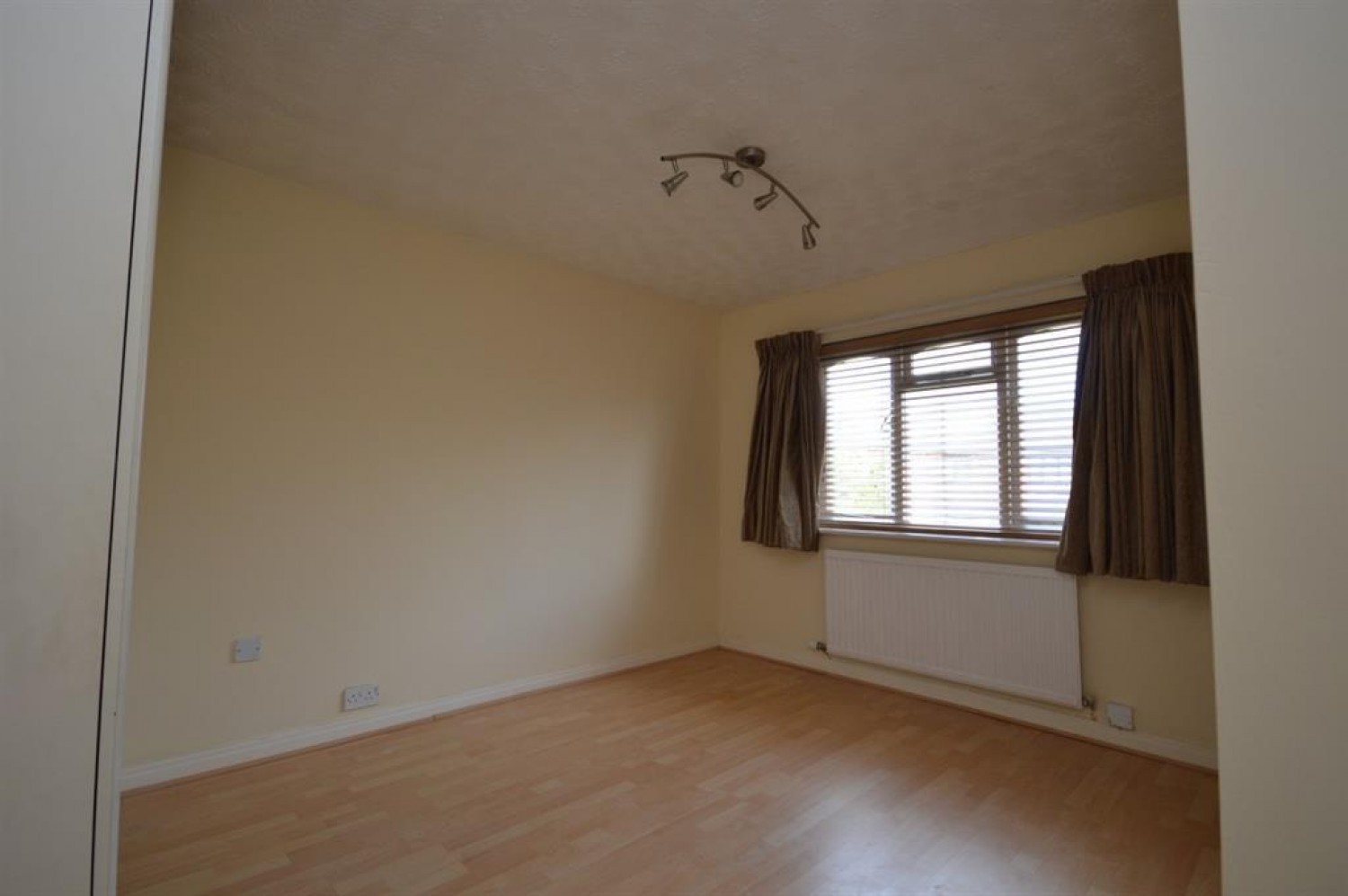 Averhill, Worsley, M28