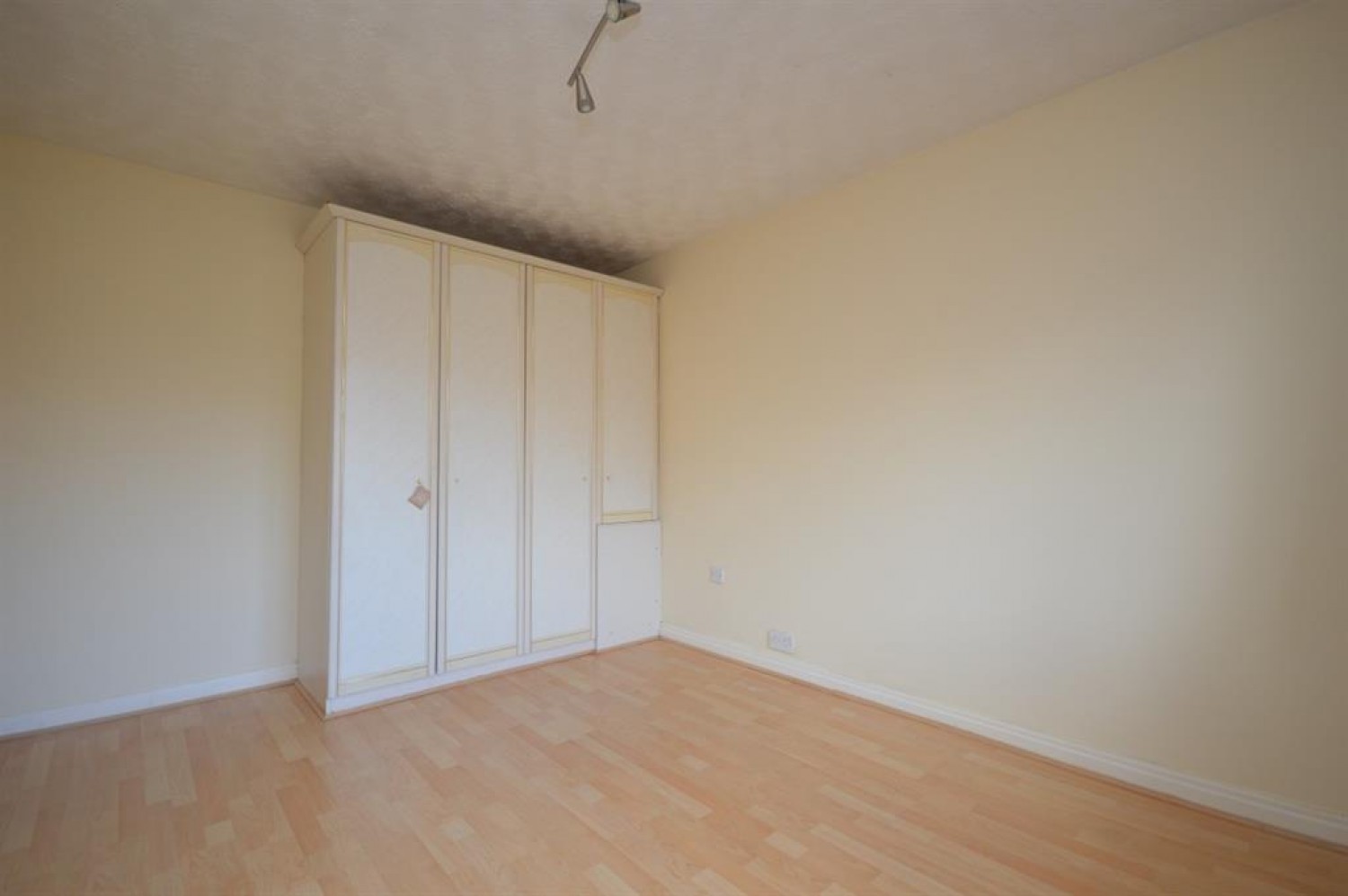 Averhill, Worsley, M28