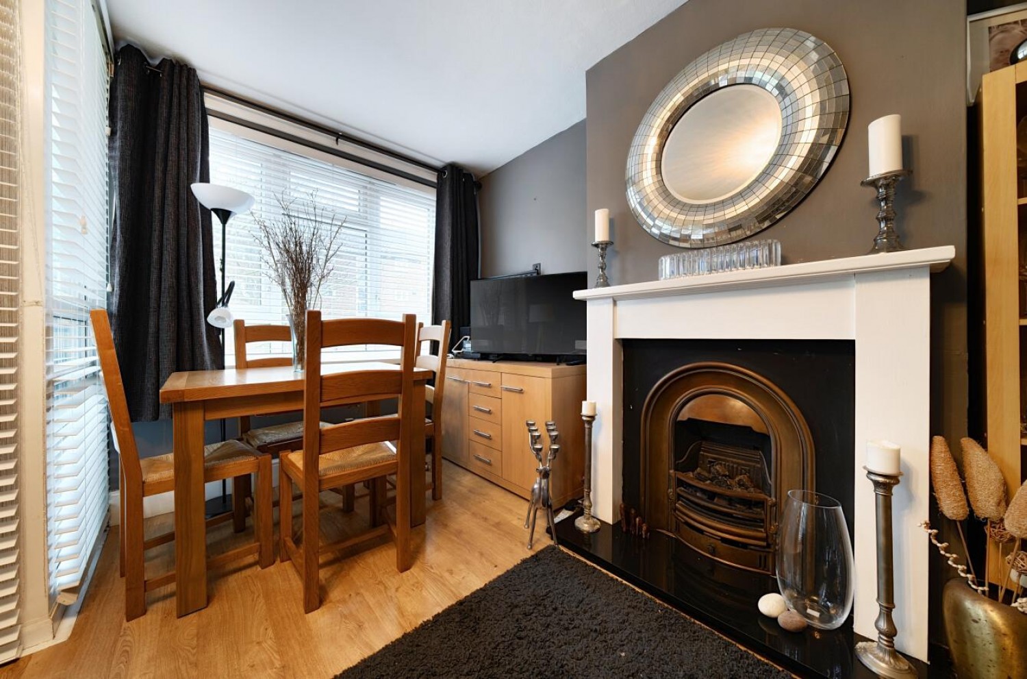 Fuchsia Street, London