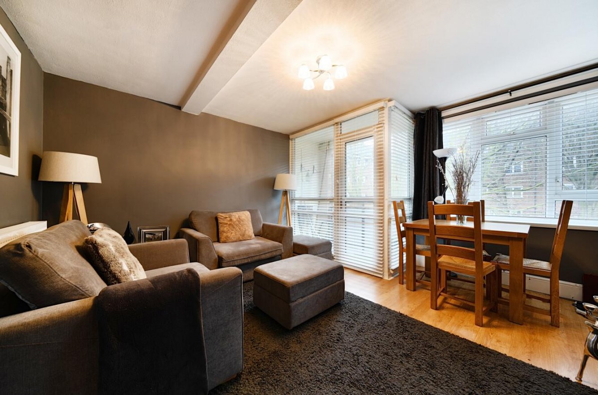 Fuchsia Street, London