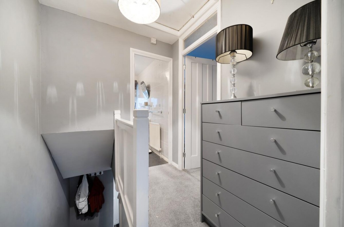 Fuchsia Street, London