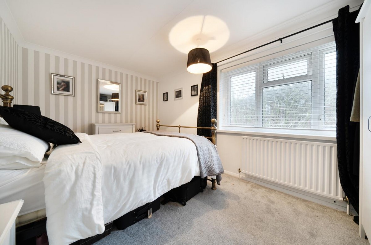 Fuchsia Street, London