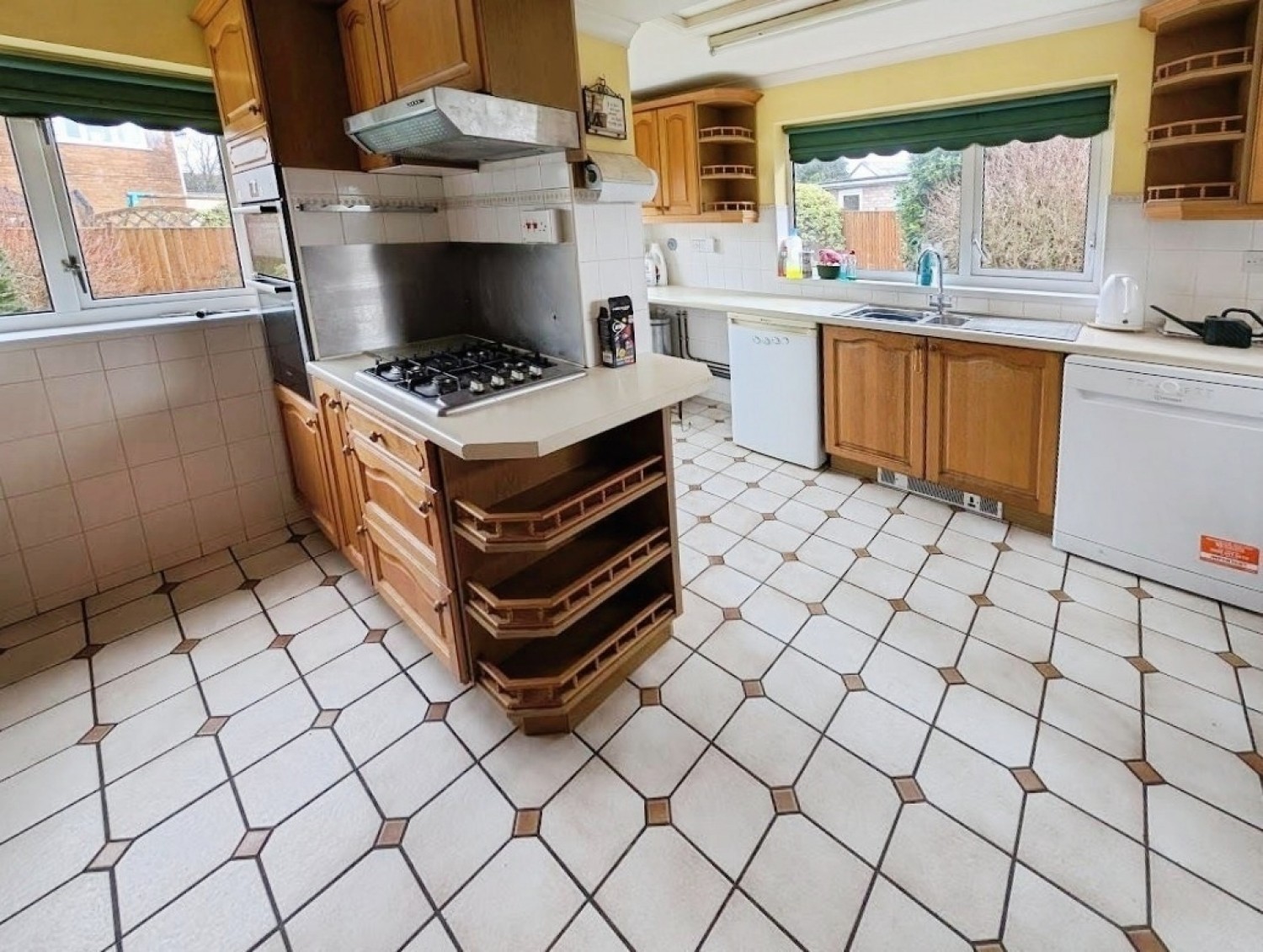 Bannetts Tree Crescent, Alveston, Bristol