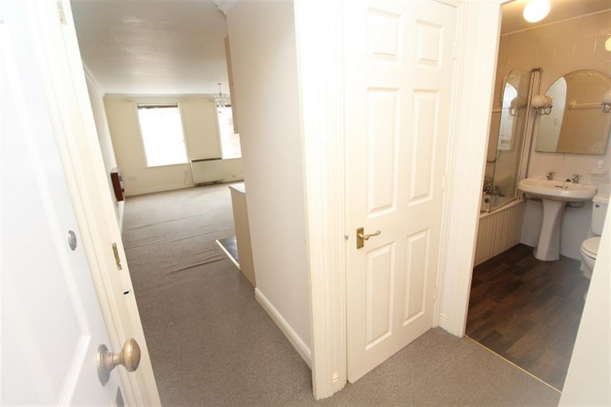 Gosport Street, Lymington, SO41 9BE