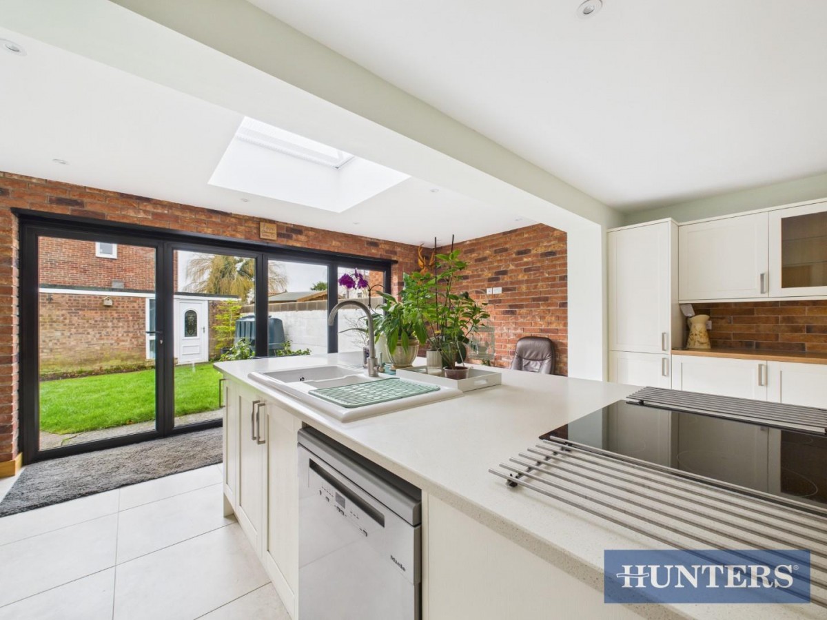 Eastfield Close, Carr Lane, Weel, HU17 0SN