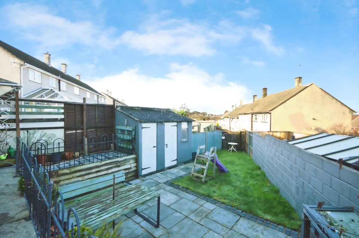 Newland Walk , Bristol, BS13