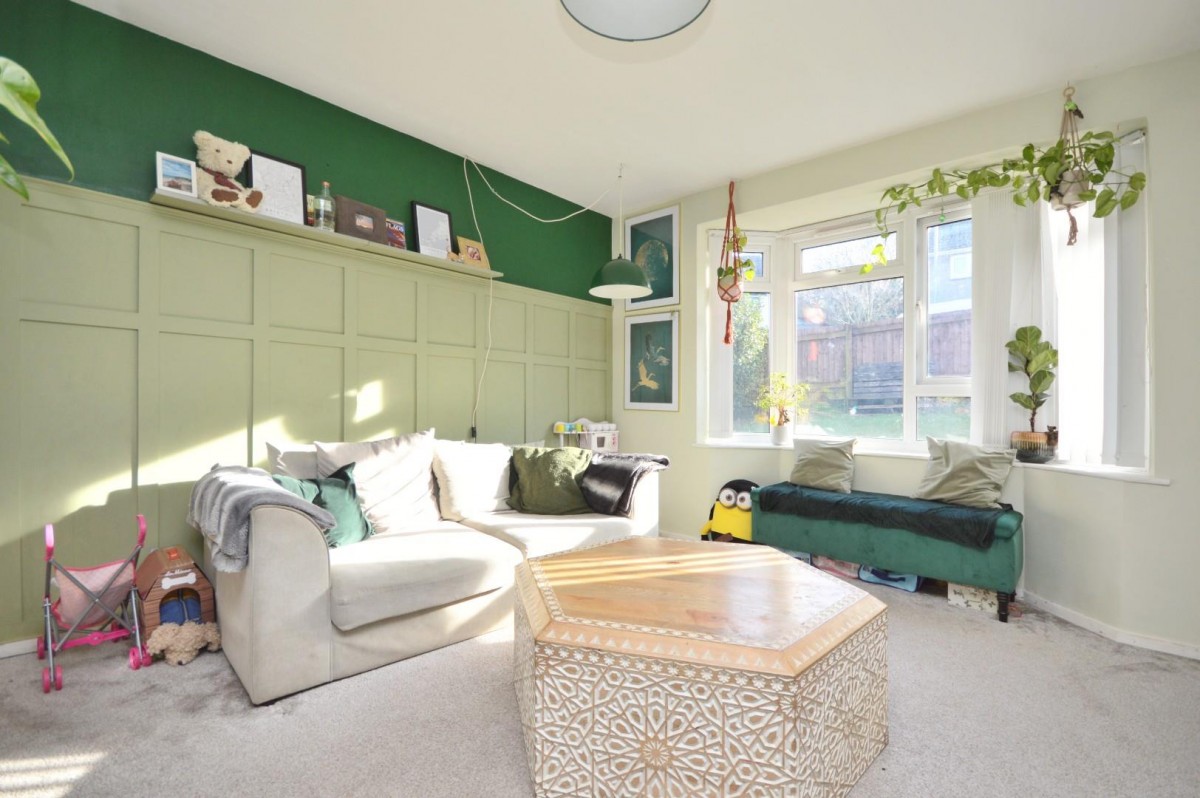 Newland Walk , Bristol, BS13