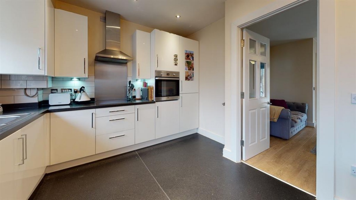 Stansfield Close, Ben Rhydding, LS29