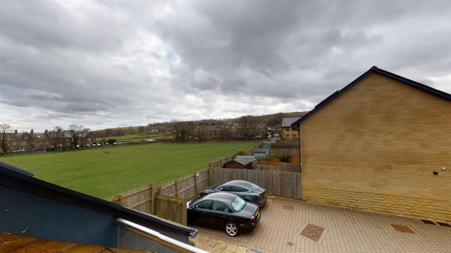 Stansfield Close, Ben Rhydding, LS29