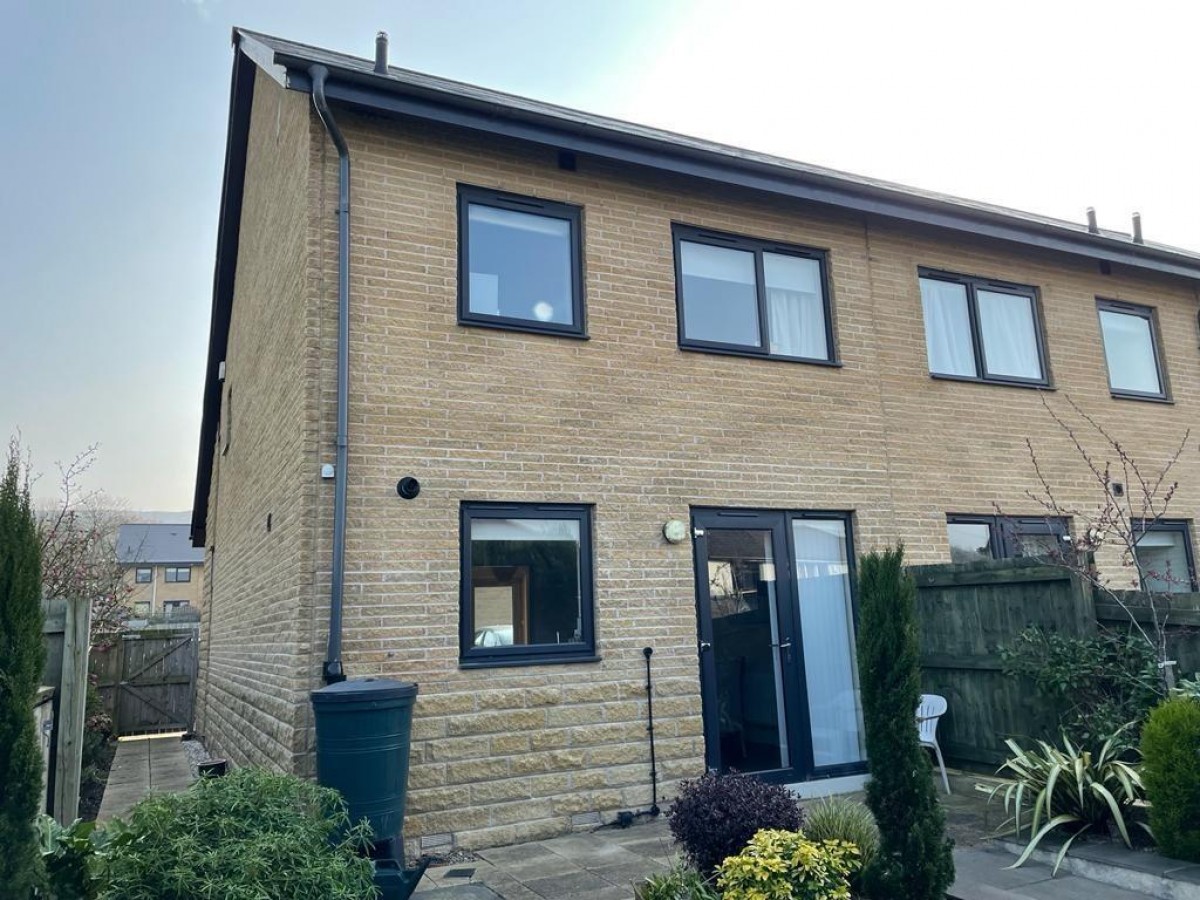 Stansfield Close, Ben Rhydding, LS29