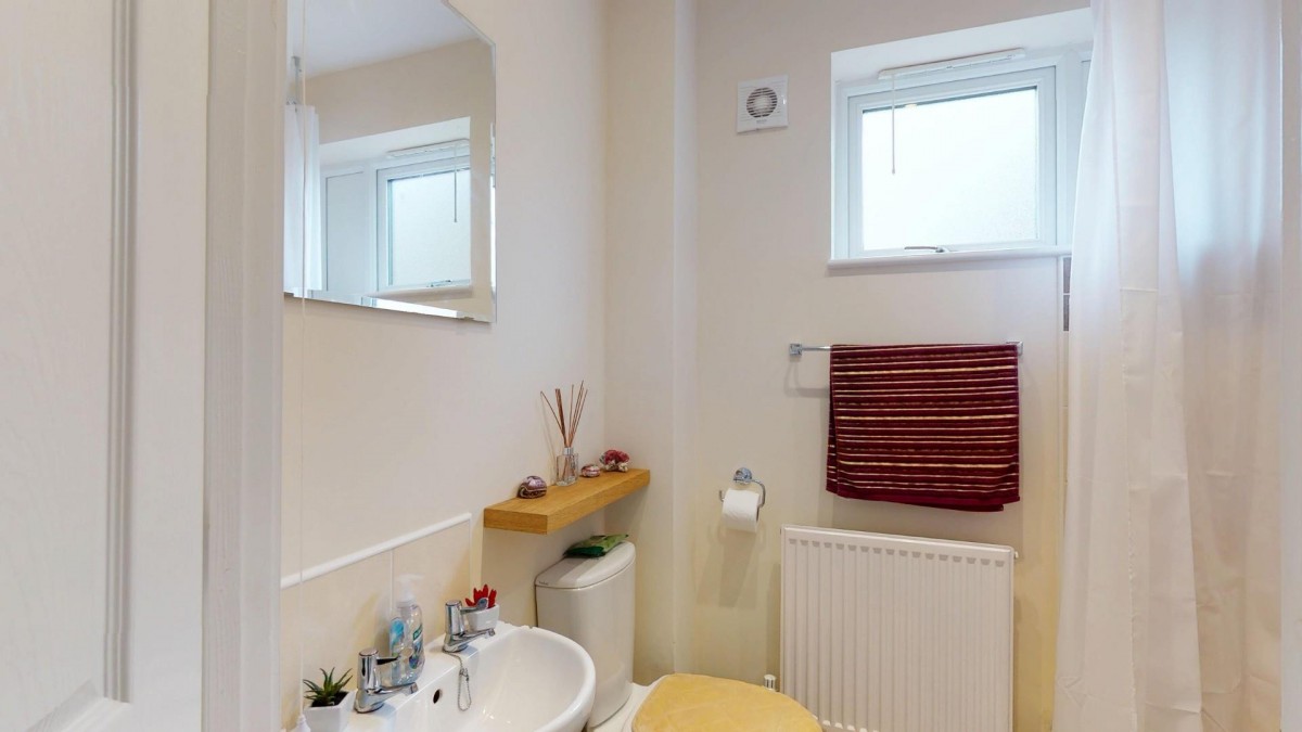 Stansfield Close, Ben Rhydding, LS29