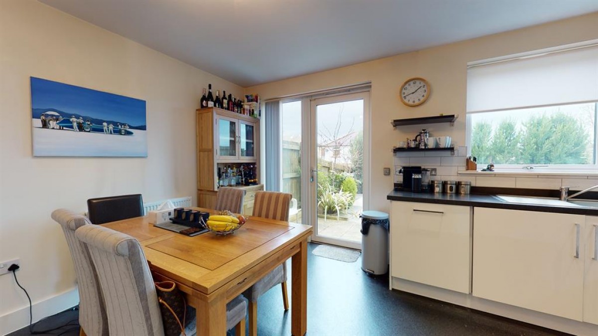 Stansfield Close, Ben Rhydding, LS29