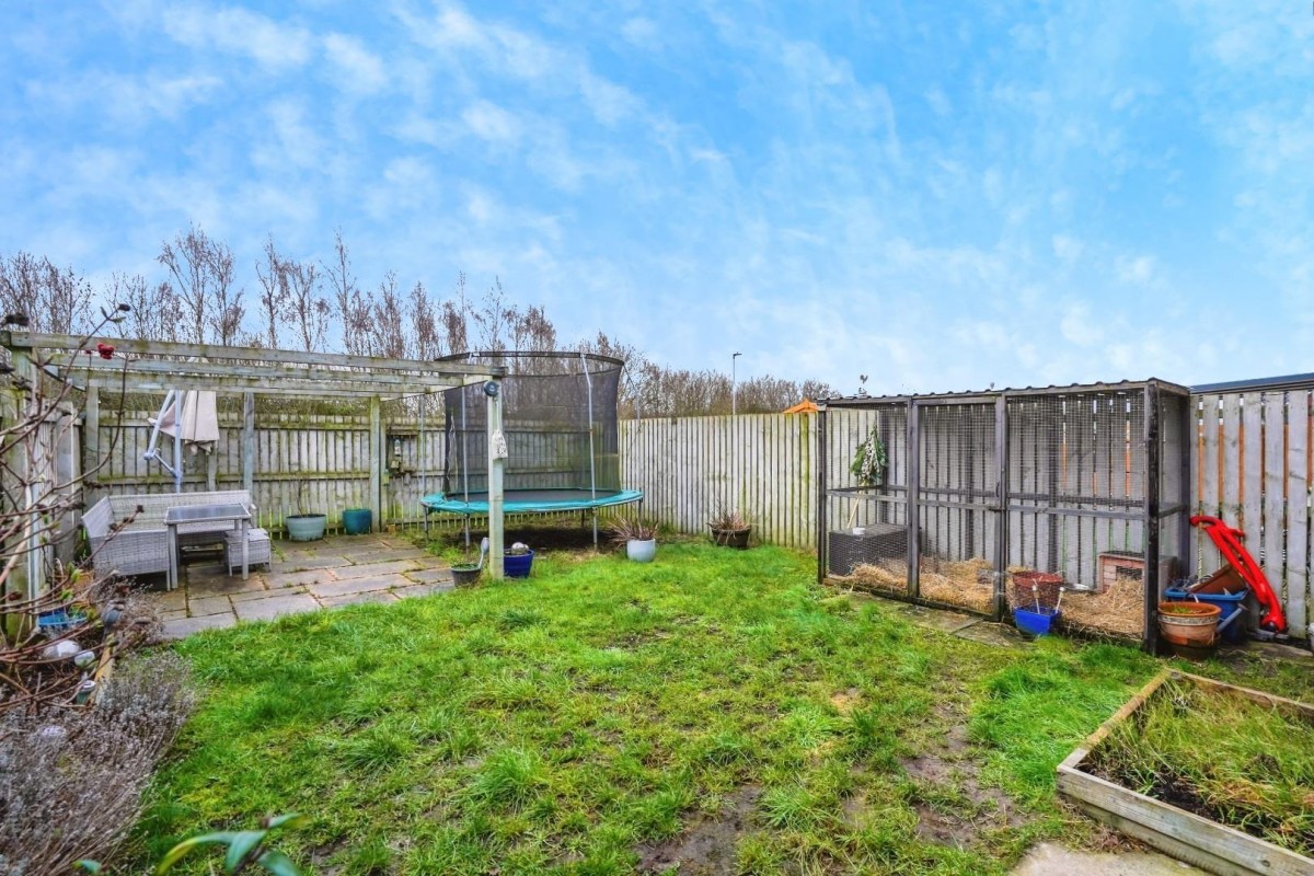 Palm House Drive, Selby