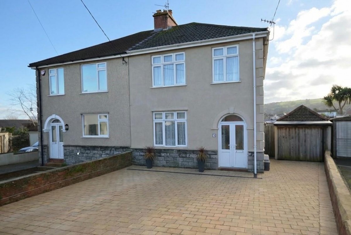 Bishops Cove, Bristol, BS13