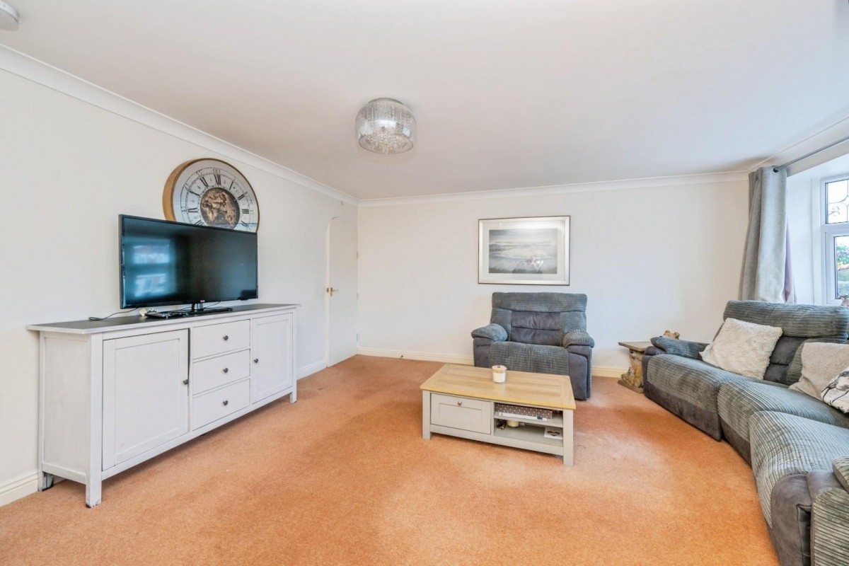 Irving Close, Lichfield