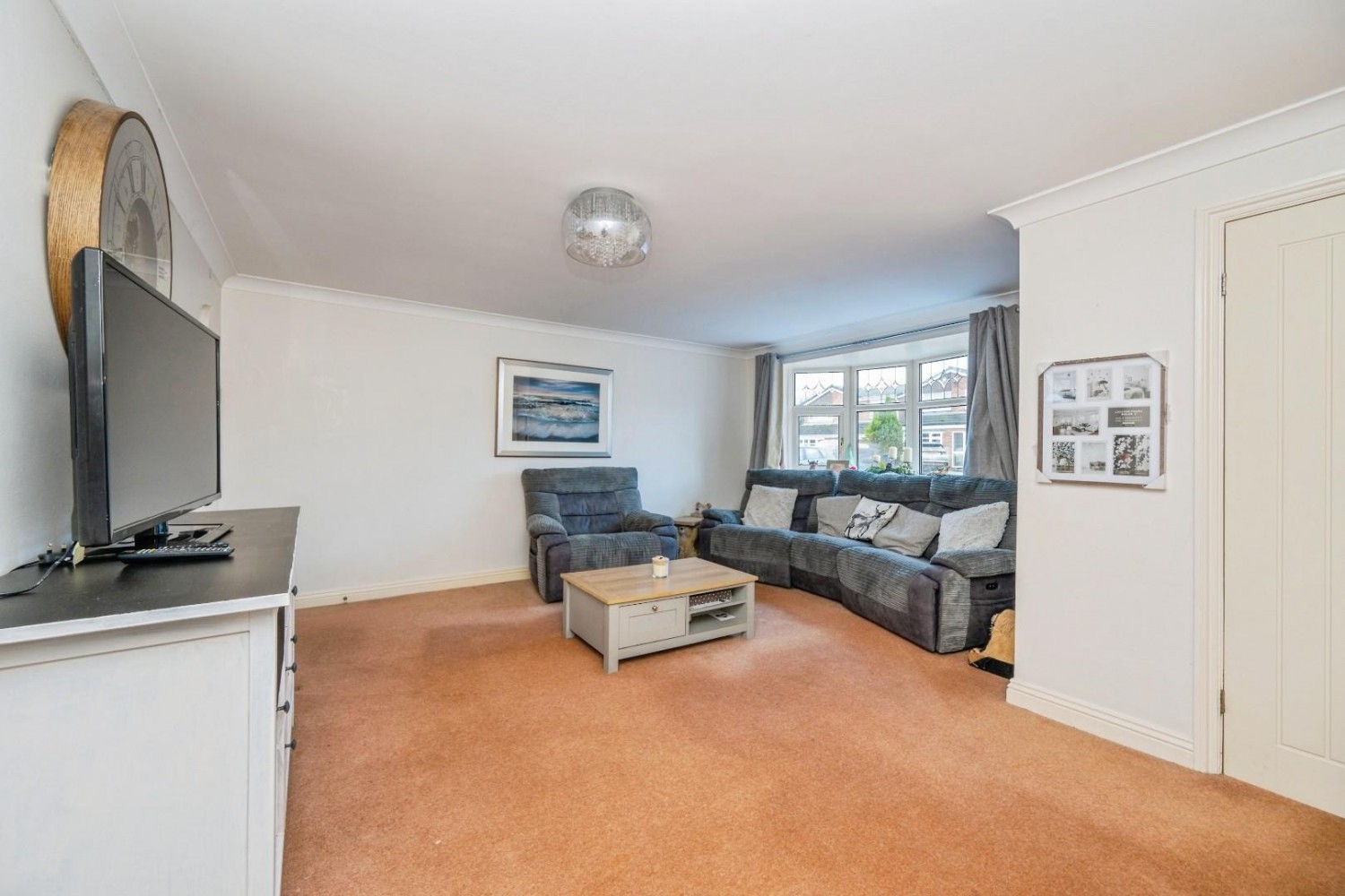 Irving Close, Lichfield