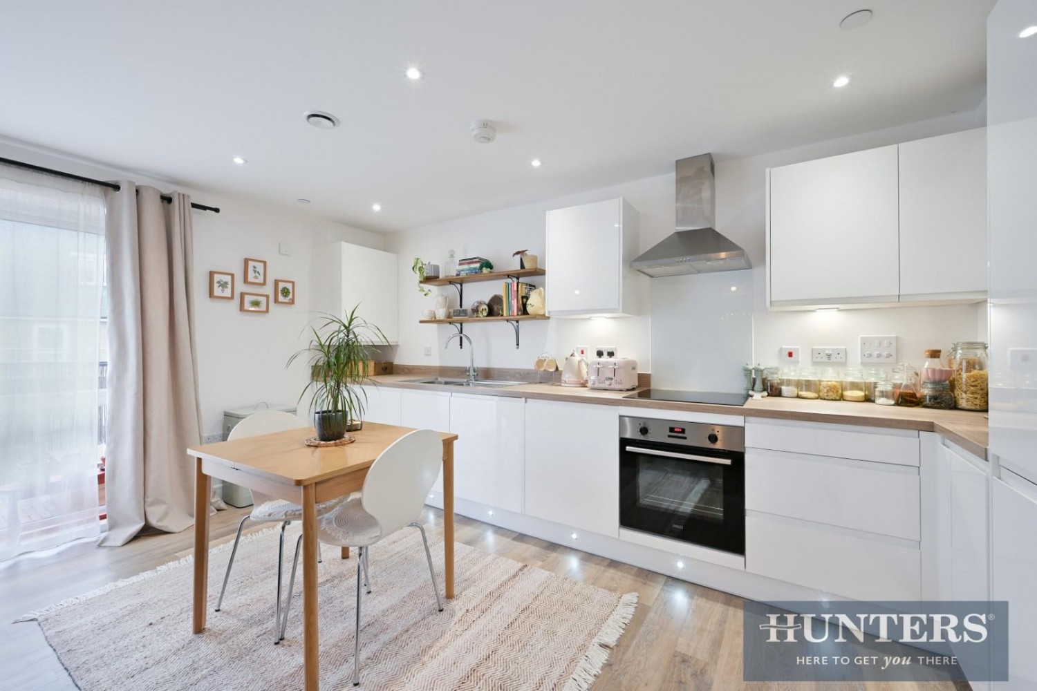 Gunpowder Road, Worcester Park