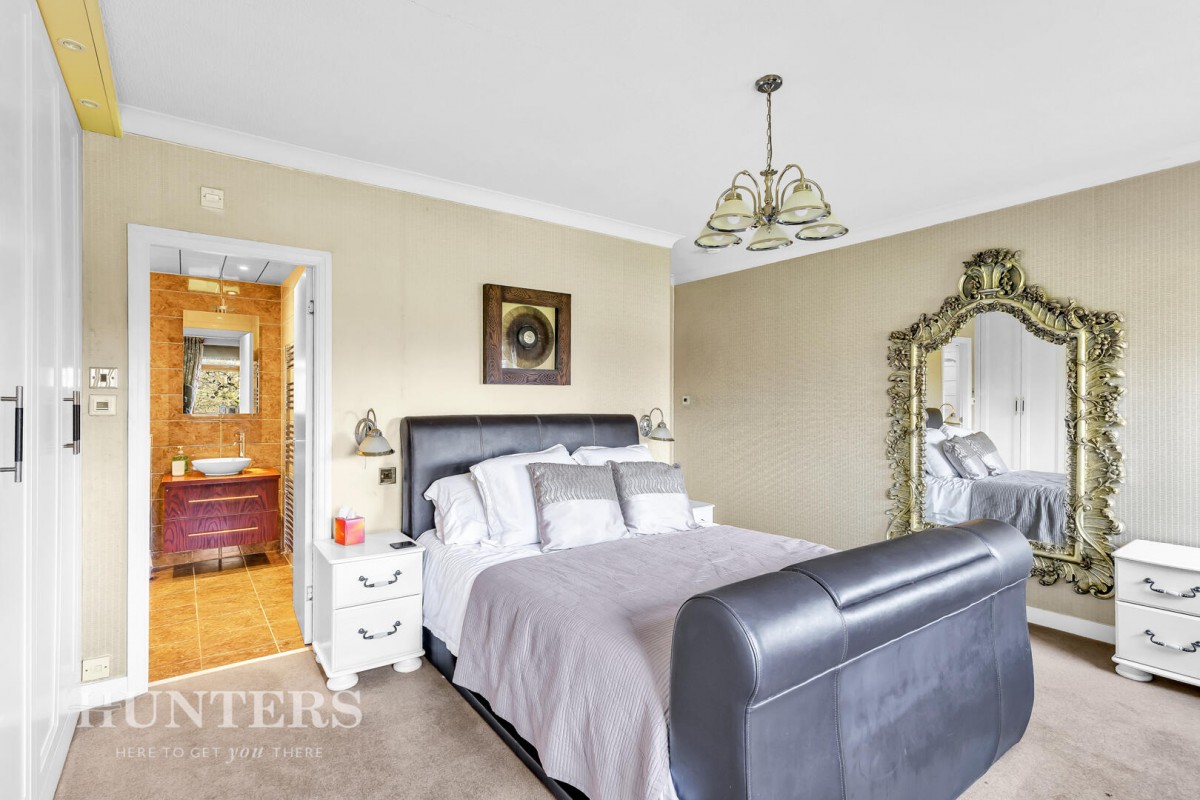 Pike Fold, Lightowlers Lane, Littleborough, OL15 0LN