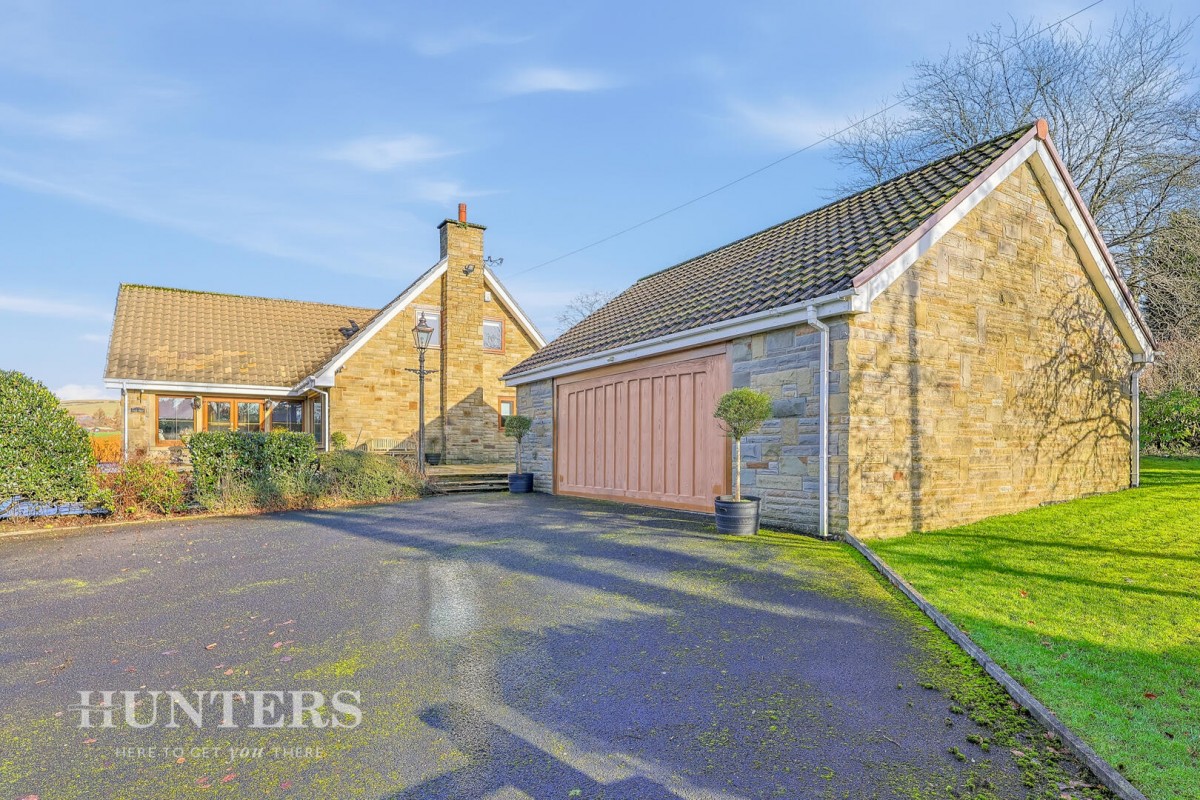 Pike Fold, Lightowlers Lane, Littleborough, OL15 0LN